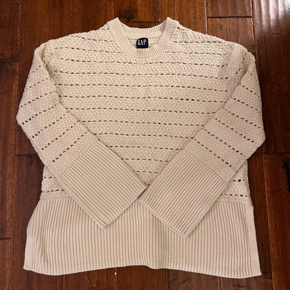 100% cotton Gap sweater